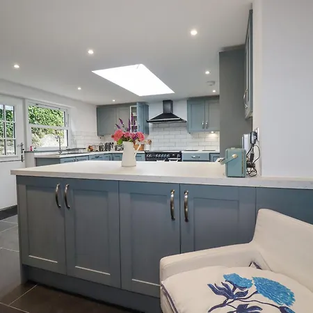 Holiday home Dale Crantock